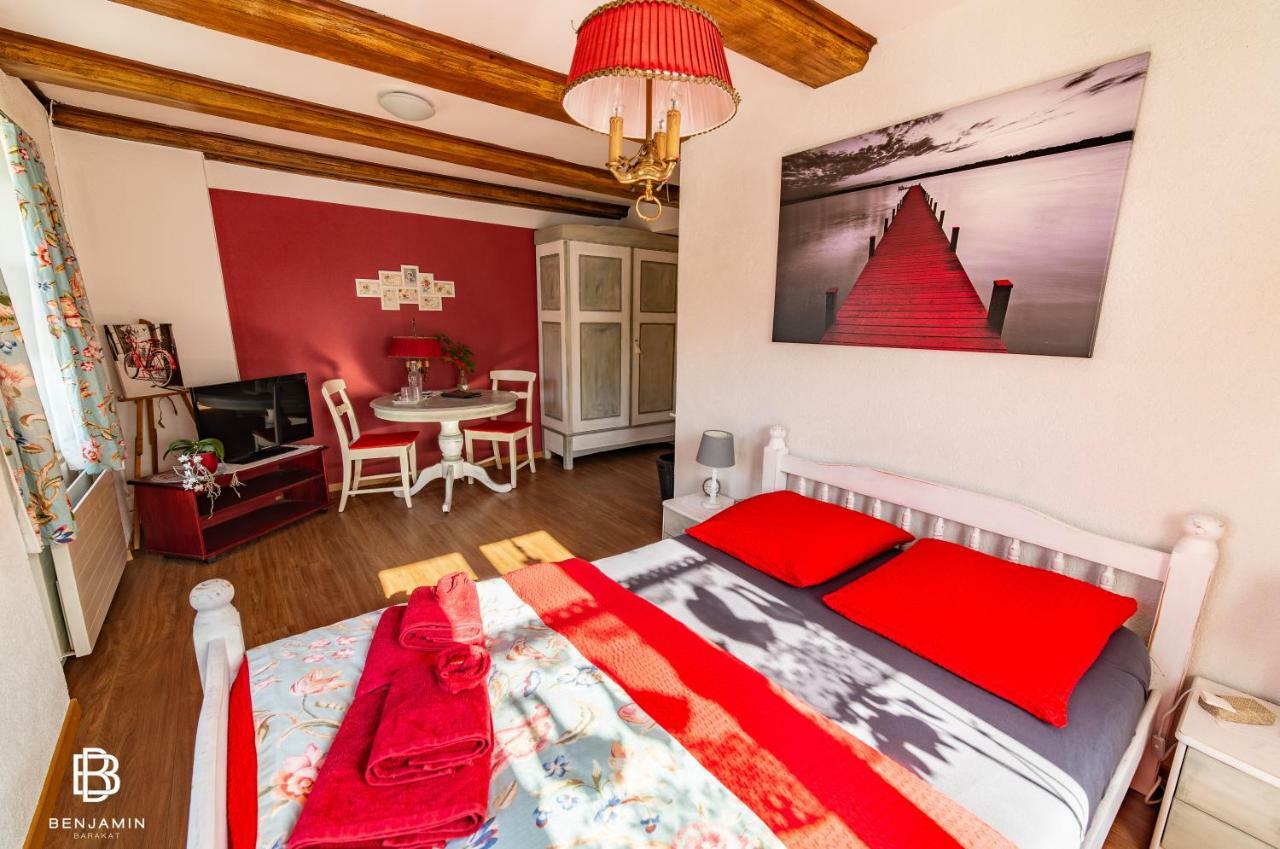Buckten ペンション ヒェッセルベルク Bed & Breakfast エクステリア 写真