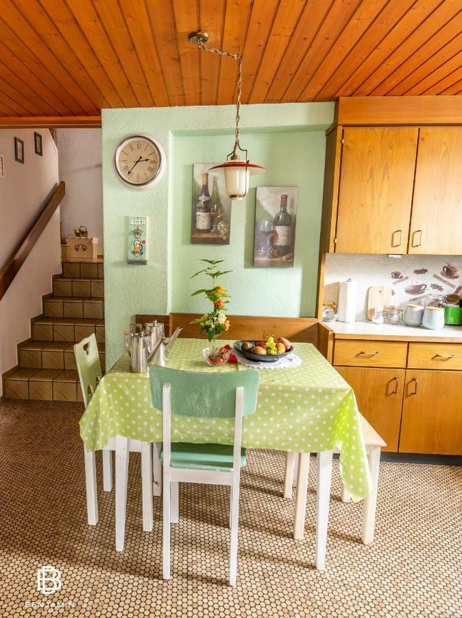 Buckten ペンション ヒェッセルベルク Bed & Breakfast エクステリア 写真